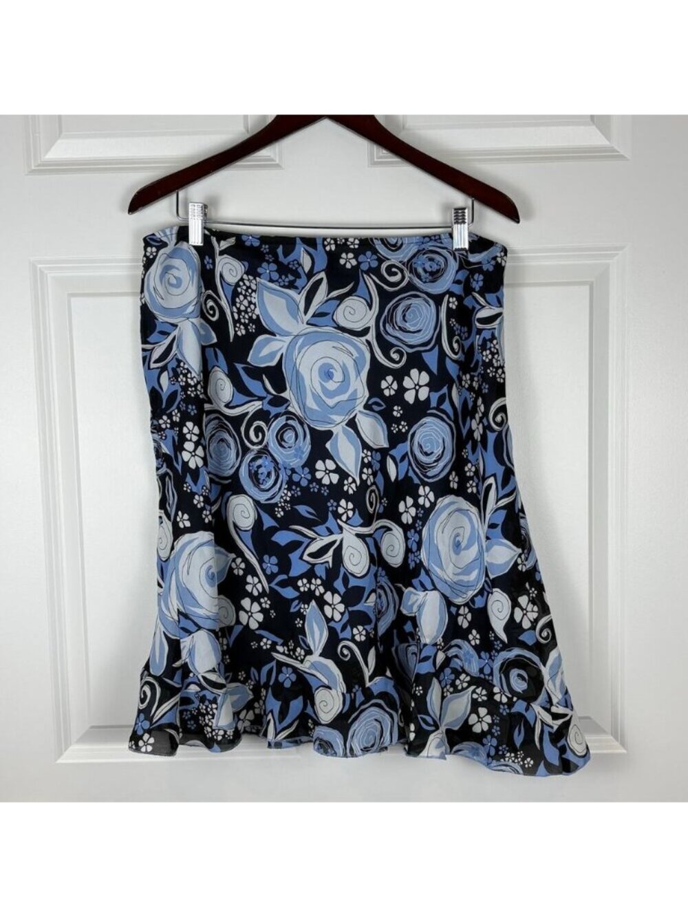 Worthington Blue and Black Floral Rose Skirt Ruffles Vintage 90s Whimsigoth 16